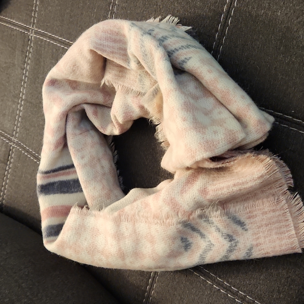 Scarf or wrap